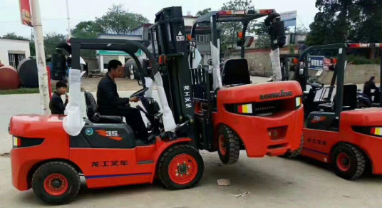 天津商务职业学院叉车出租